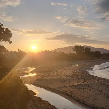 Vue mer Sognu di Mare duplex climatisé - Wifi 5g gratuit - 250 m de la plage à pied Linguizzetta